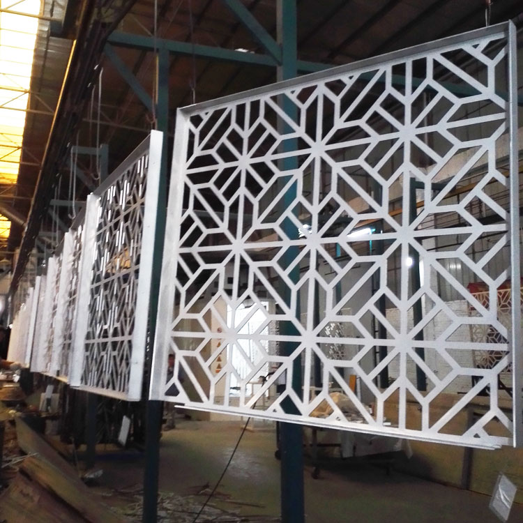 PVDF Painting Perforated Aluminium Screen